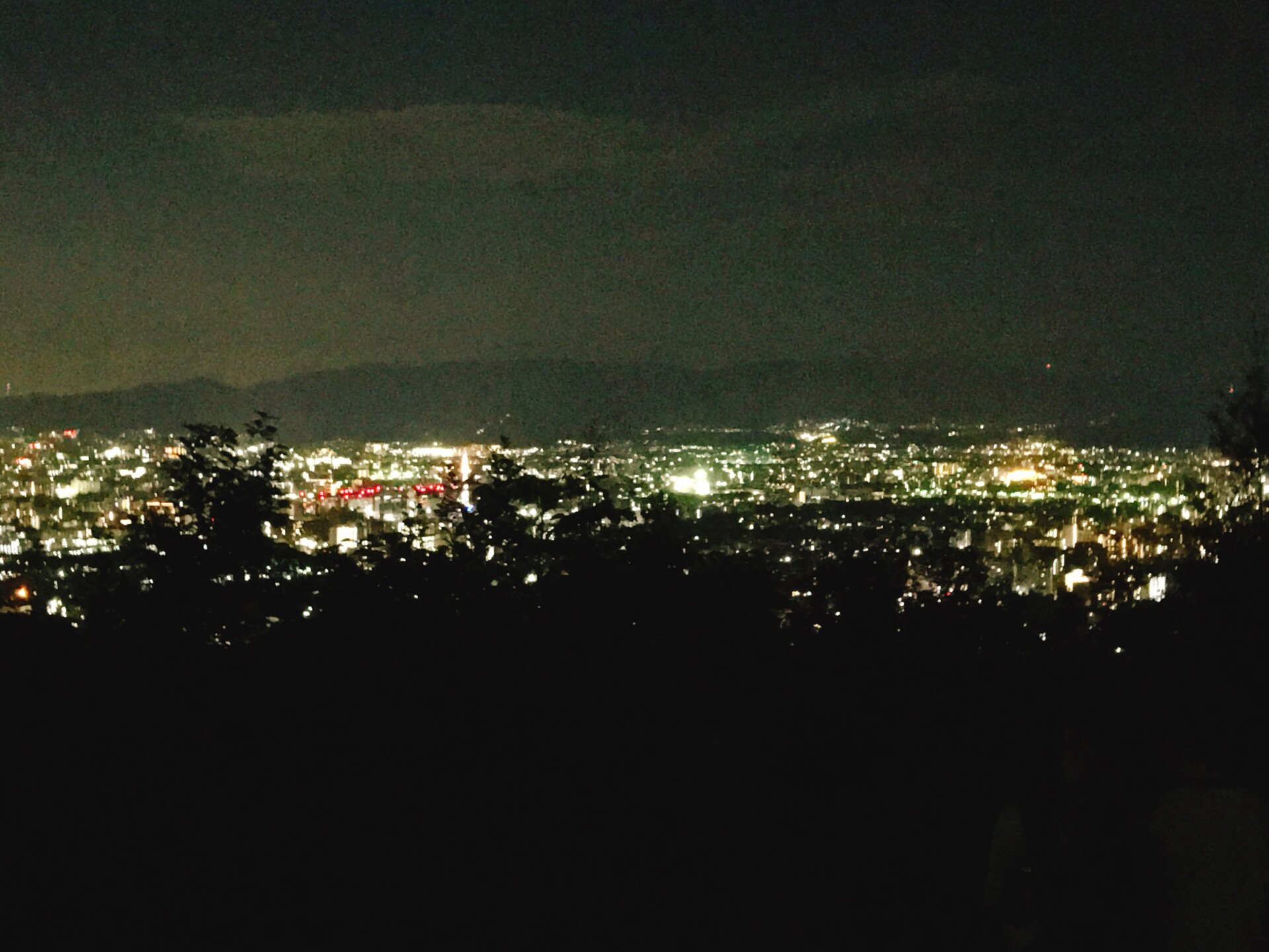 京都将軍塚で市内を一望できる夜景スポット グラトレ 毎日をちょっと楽しく